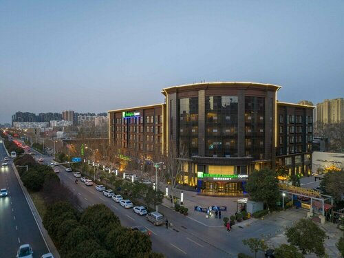 Holiday Inn Express Zhengzhou Guancheng, an Ihg Hotel
