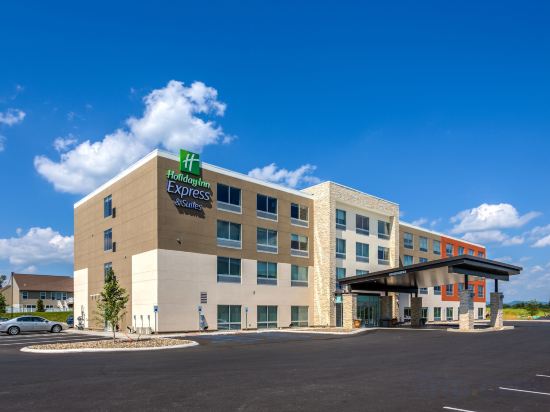 Фото Holiday Inn Express & Suites Reedsville - State Coll Area, an Ihg Hotel