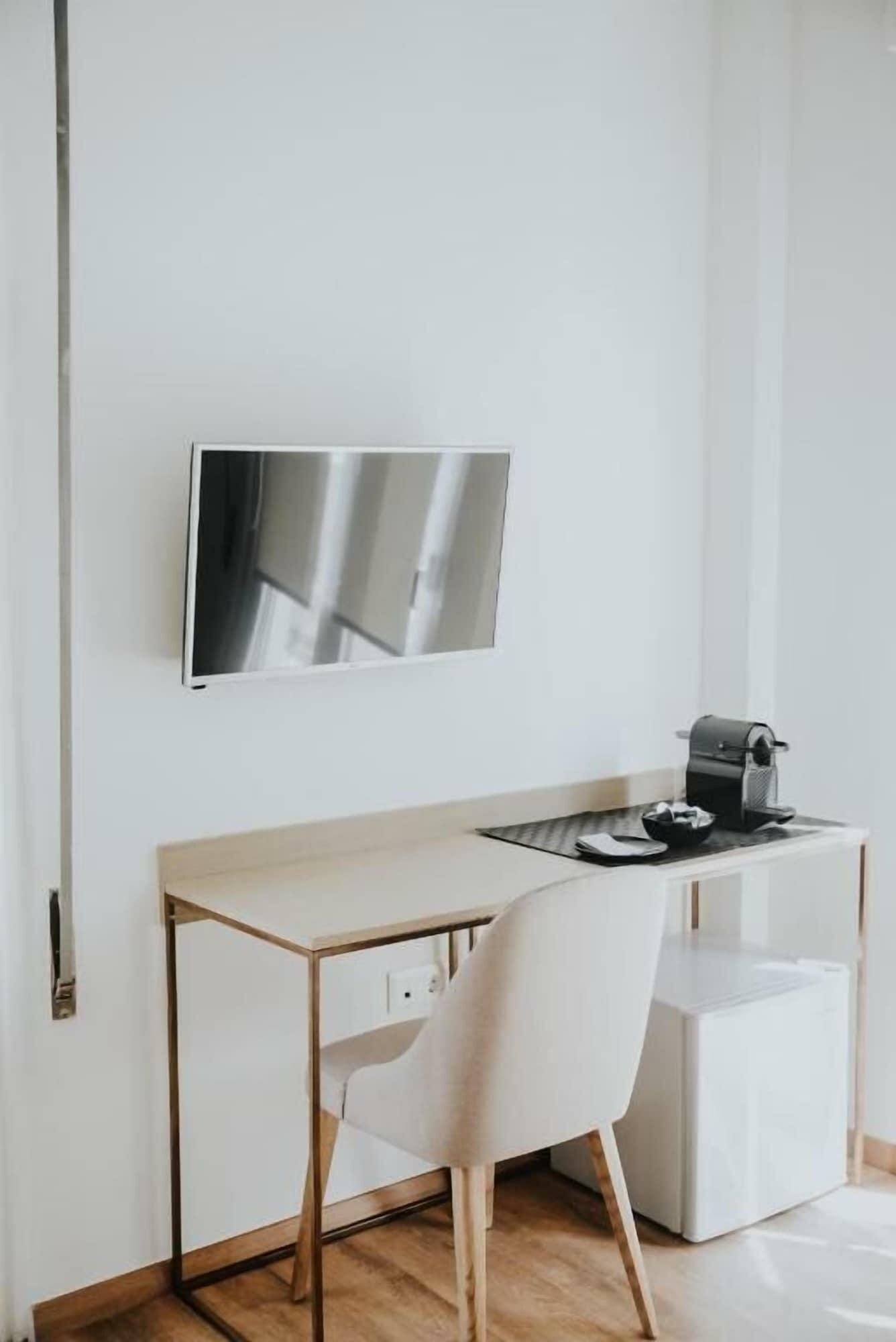 Фото Voulis Attico Rooms & Apartments