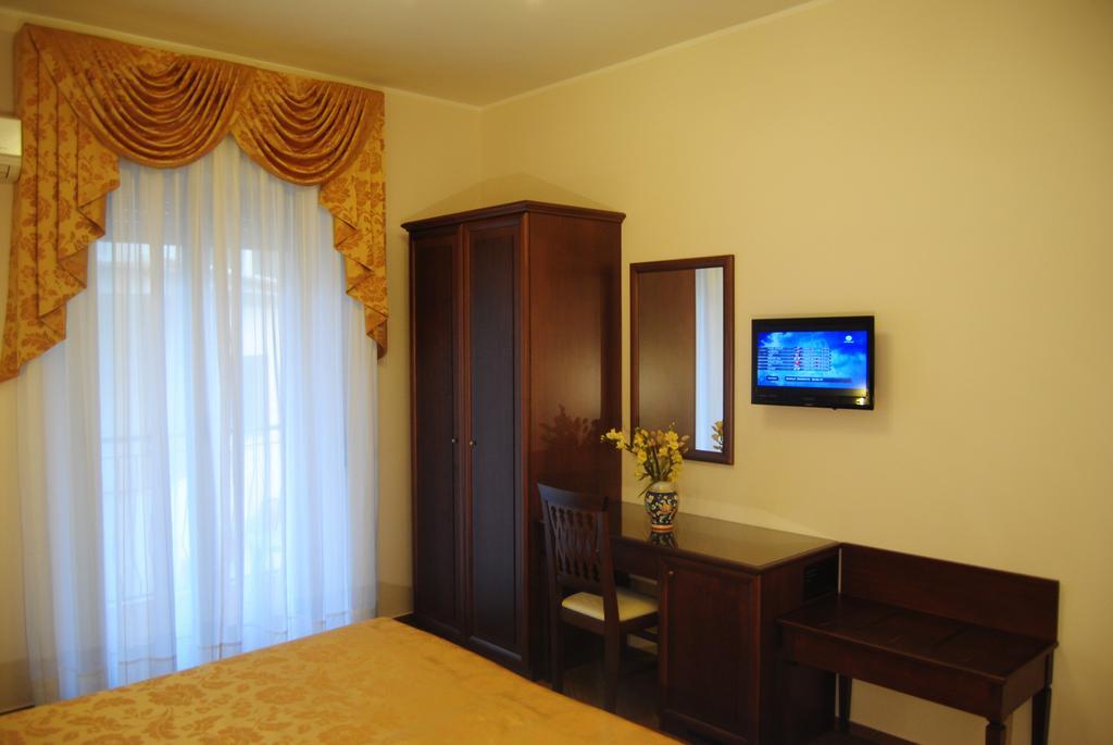 Фото Hotel Soleado