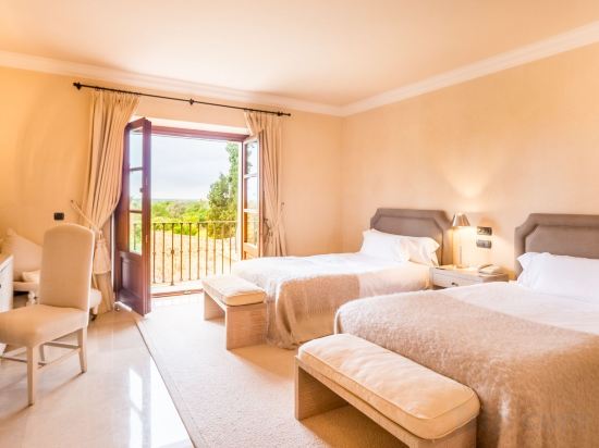 Фото Son Julia Country House & SPA