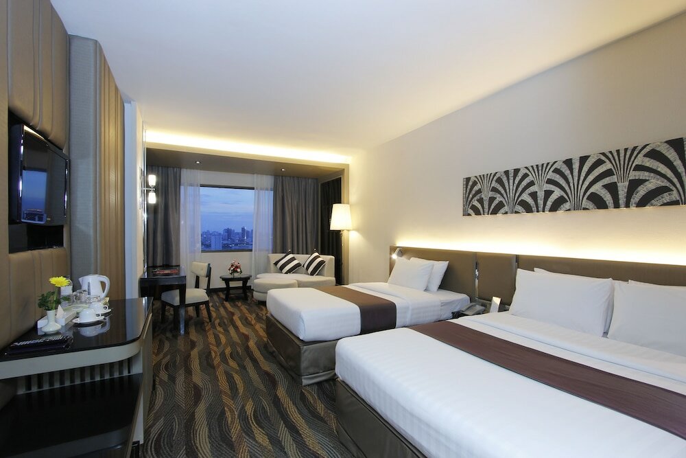 Фото Royal Benja Hotel