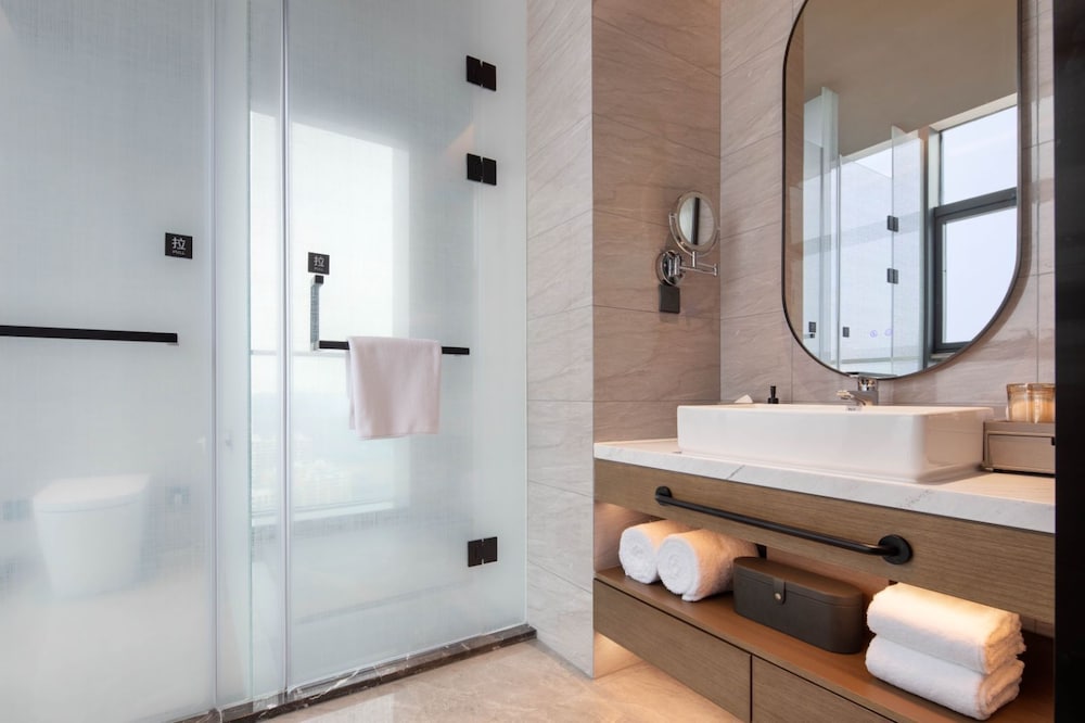 Фото Novotel Lianyungang Haizhou