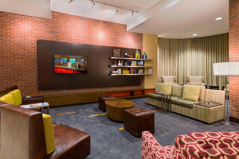 Фото Courtyard by Marriott Little Rock Downtown