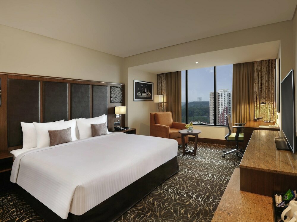 Фото Novotel Kochi Infopark