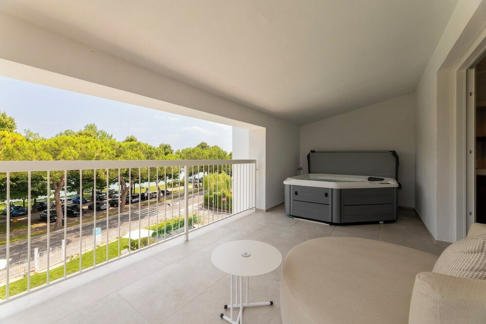 Фото Hotel Suisse