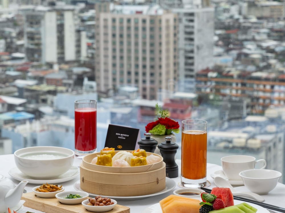 Фото Sofitel Macau At Ponte 16