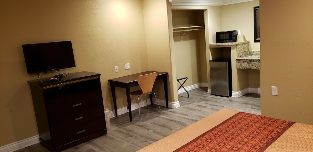 Фото Santa Fe Inn Los Angeles