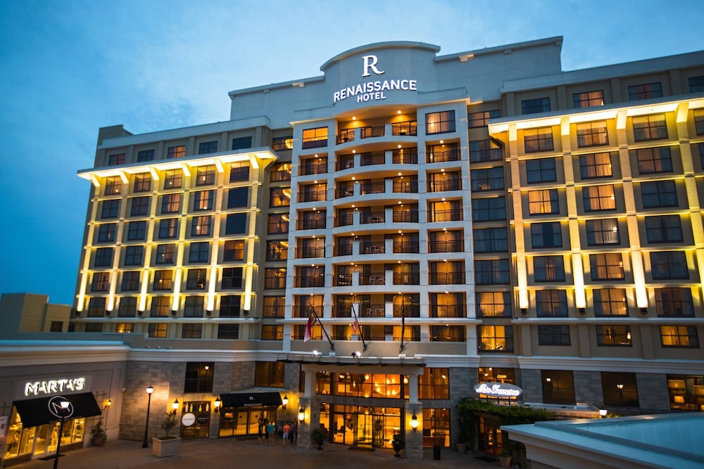 Фото Renaissance Raleigh North Hills Hotel