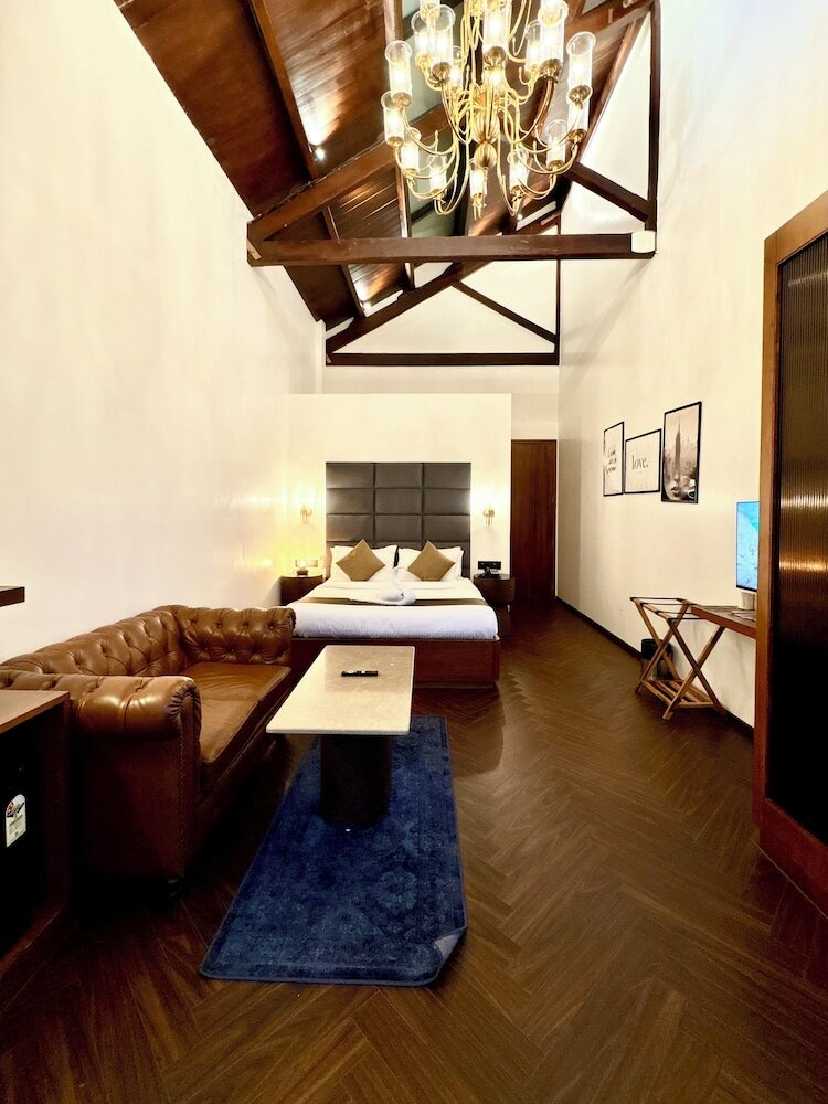 Фото Gulf Hotel Colaba