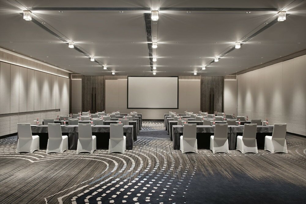 Фото Crowne Plaza Wuhan Optics Valley, an Ihg Hotel