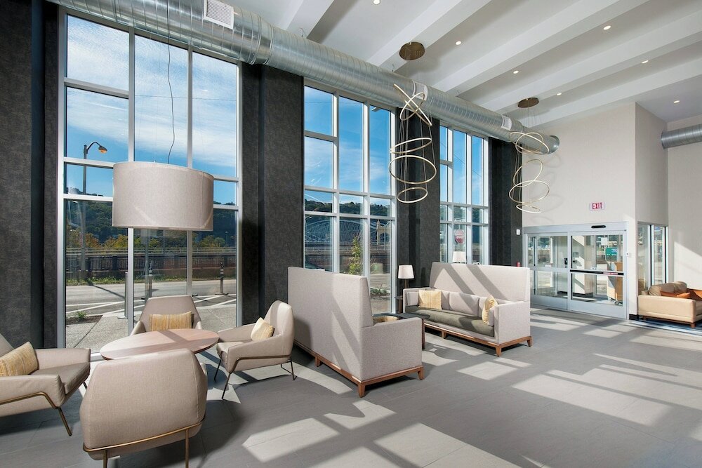 Фото Fairfield Inn & Suites by Marriott Pittsburgh Downtown