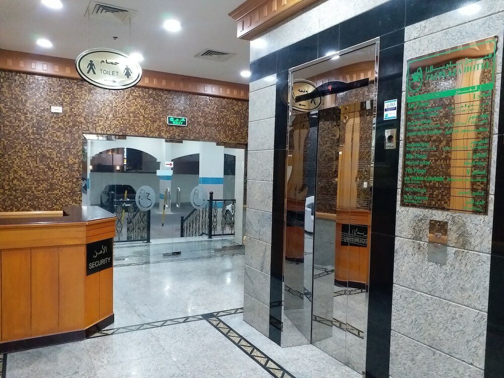 Фото Taj Plaza Hotel