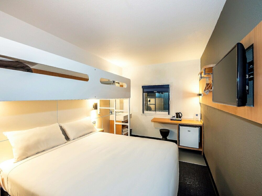 Фото Ibis budget Enfield