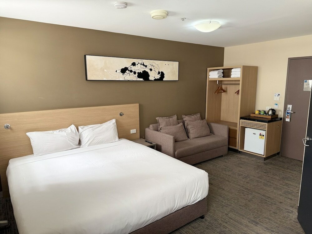 Фото Ibis budget Melbourne Cbd