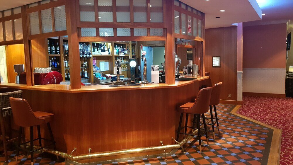 Фото Mercure Wigan Oak Hotel