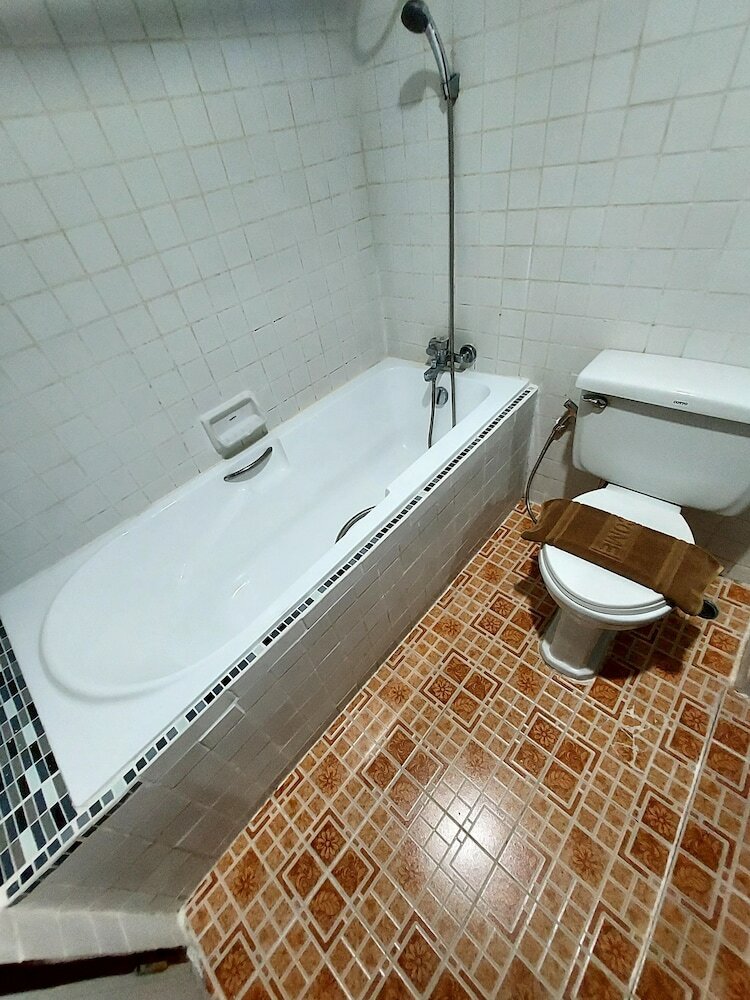 Фото Traveller Inn Hotel