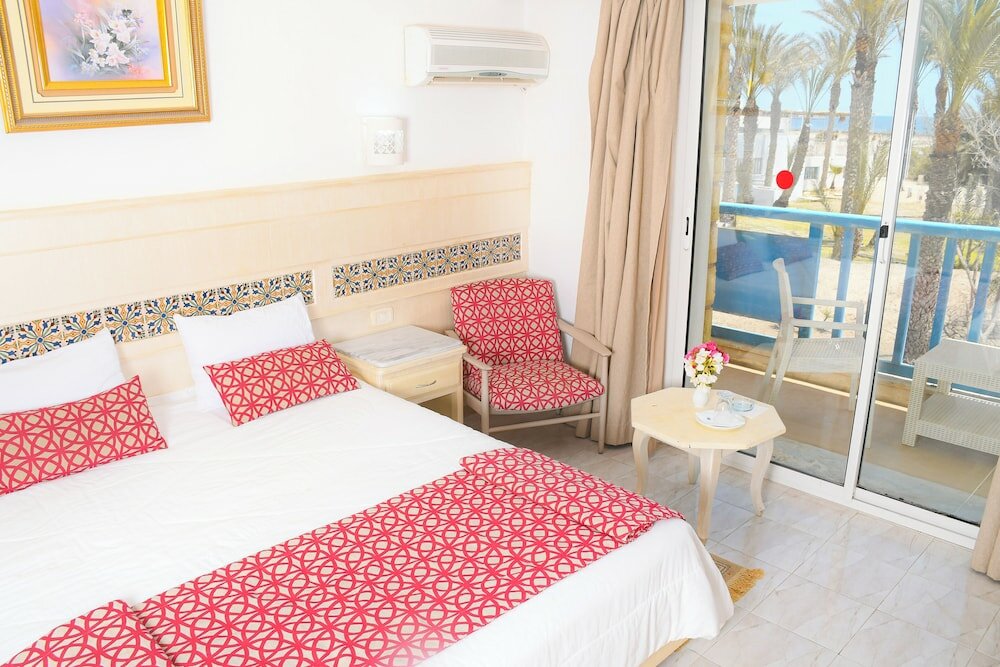 Фото Oasis Hotel Gabes