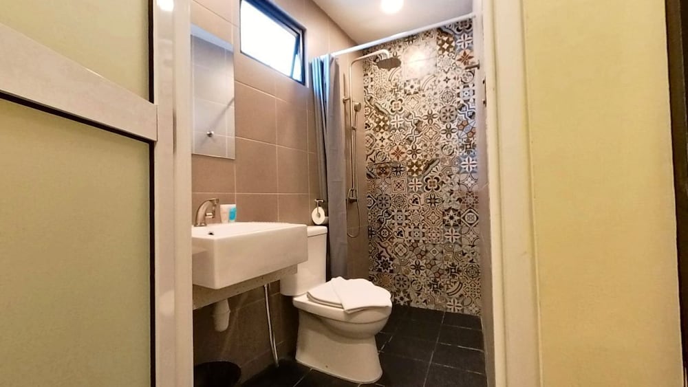 Фото Bishop Hotel