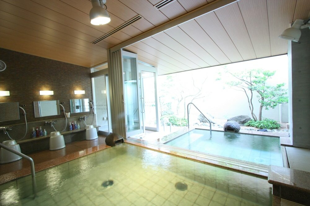 Фото Uozu Manten Hotel Ekimae