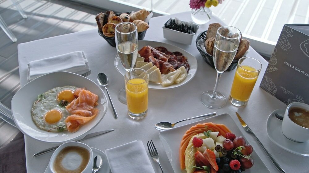 Фото Farol Hotel