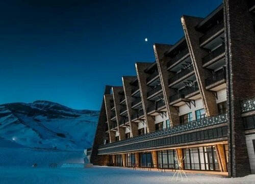 Гостиница Shahdag Hotel & SPA в Кусарском районе
