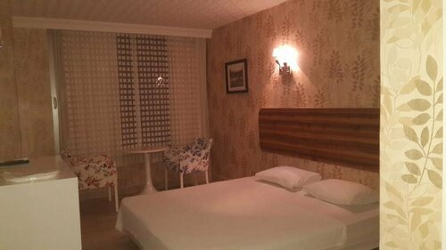 Гостиница ‪Mavi Park Otel‬ в Караташе