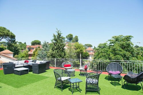 Гостиница Hotel Boutique Torre Barcelona в Сант-Кугате-дель-Вальесе