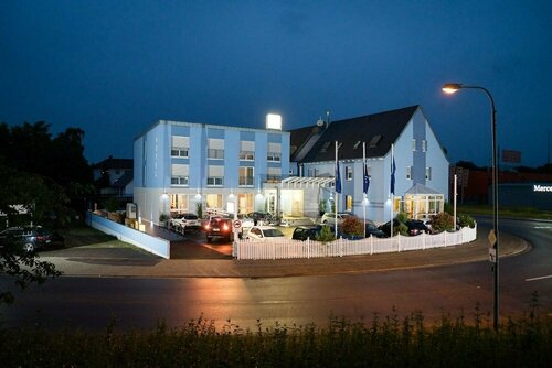 Гостиница Hotel Restaurant Vater Rhein в Карлсруэ