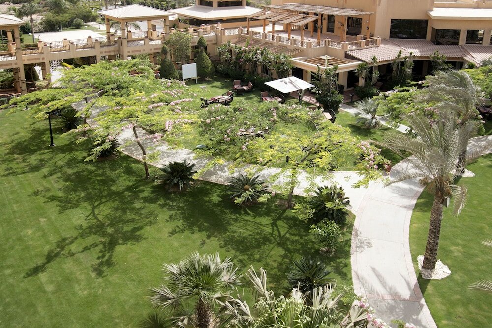 Swiss Inn Pyramids Golf Resort - 10