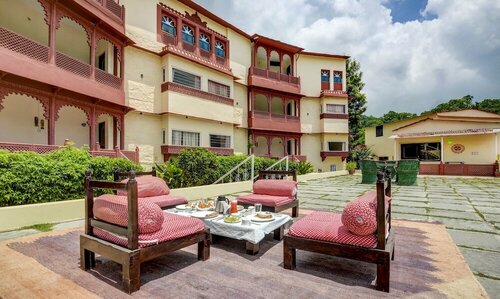 Treebo Trend Hotel Kumbhal Castle With Valley View