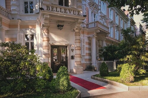 Гостиница Grand Hotel Bellevue в Мерано