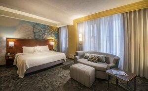 Гостиница Courtyard by Marriott Tulsa Downtown