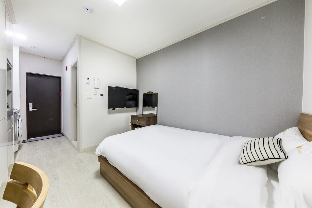 Фото Guro JS Hotel