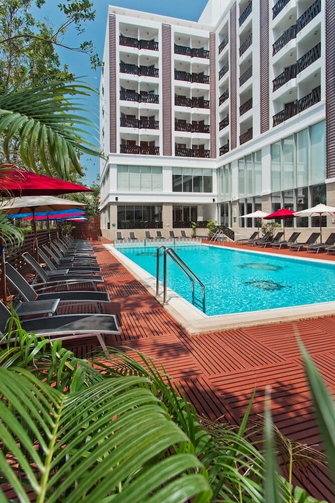 Фото отеля 2