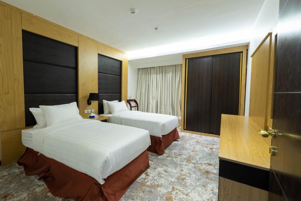 Фото Mira Hotel