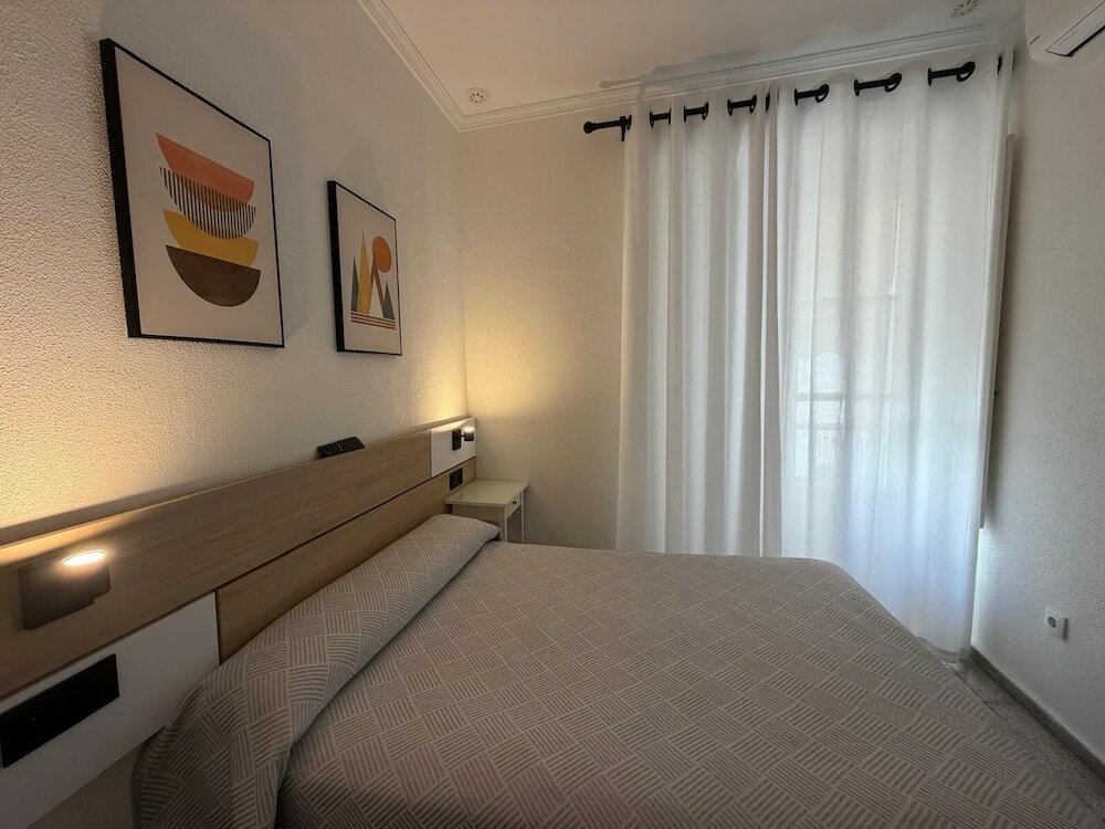 Фото Hostal Bahia