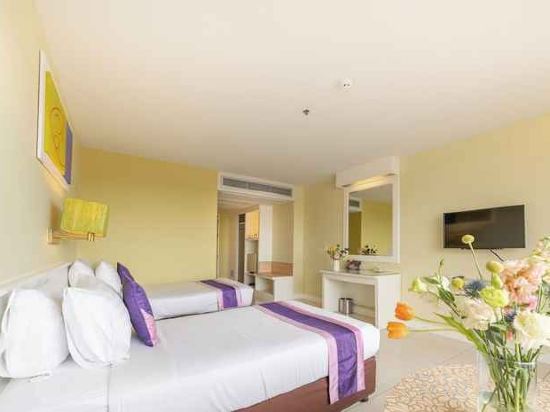 Фото Tongtara Riverview Hotel