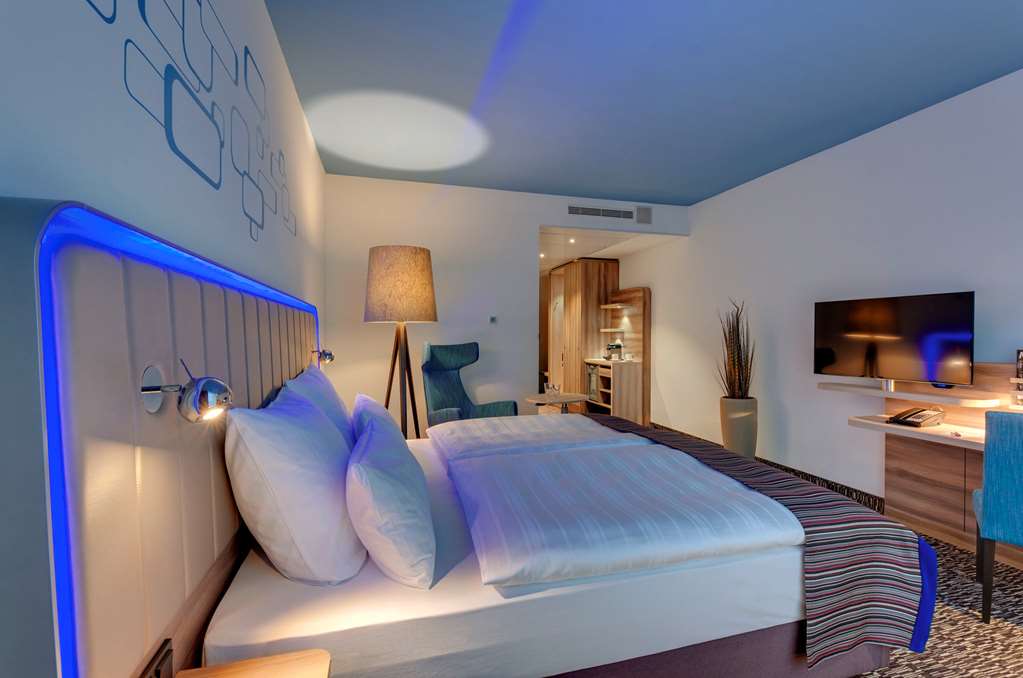 Фото Park Inn by Radisson Neumarkt