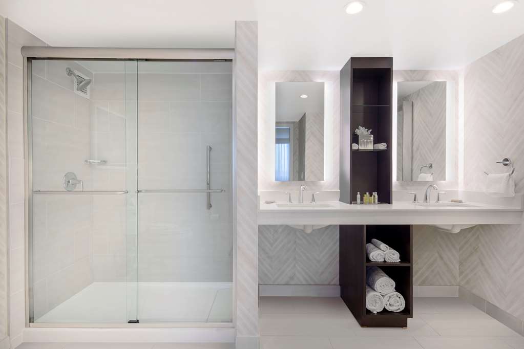 Фото Doubletree by Hilton Deerfield Beach - Boca Raton