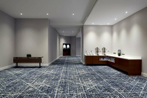 Гостиница DoubleTree by Hilton Montreal в Монреале