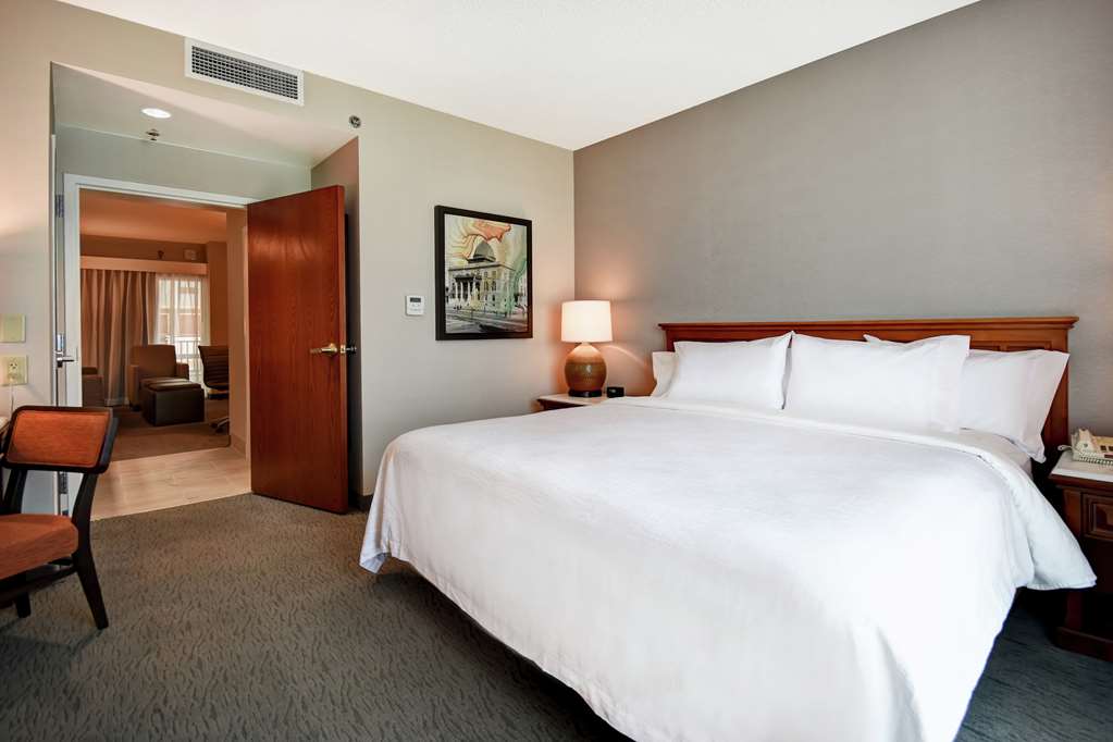 Фото Embassy Suites Little Rock