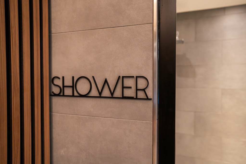 Фото Radisson Blu Hotel At Porsche Design Tower Stuttgart