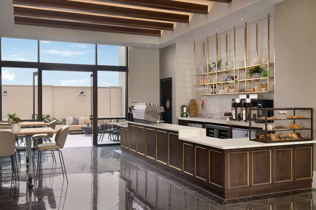 Фото Valley Hotel Homewood Birmingham, Curio Collection by Hilton