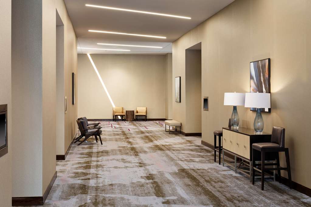 Фото Embassy Suites by Hilton Amarillo Downtown