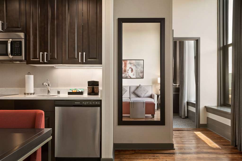 Фото Homewood Suites by Hilton Milwaukee Downtown