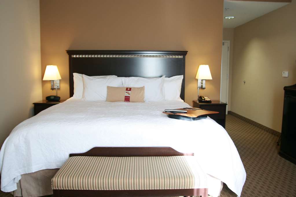 Фото Hampton Inn Topeka