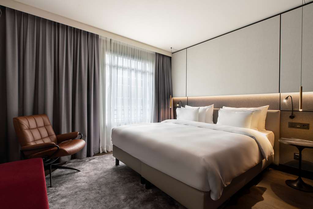 Фото Radisson Collection Hotel, Grand Place Brussels