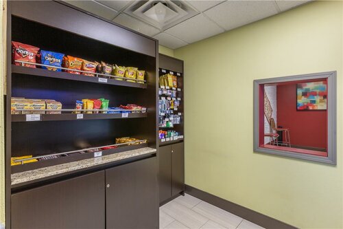 Гостиница Best Western Plus Gallup Inn and Suites в Гэллапе