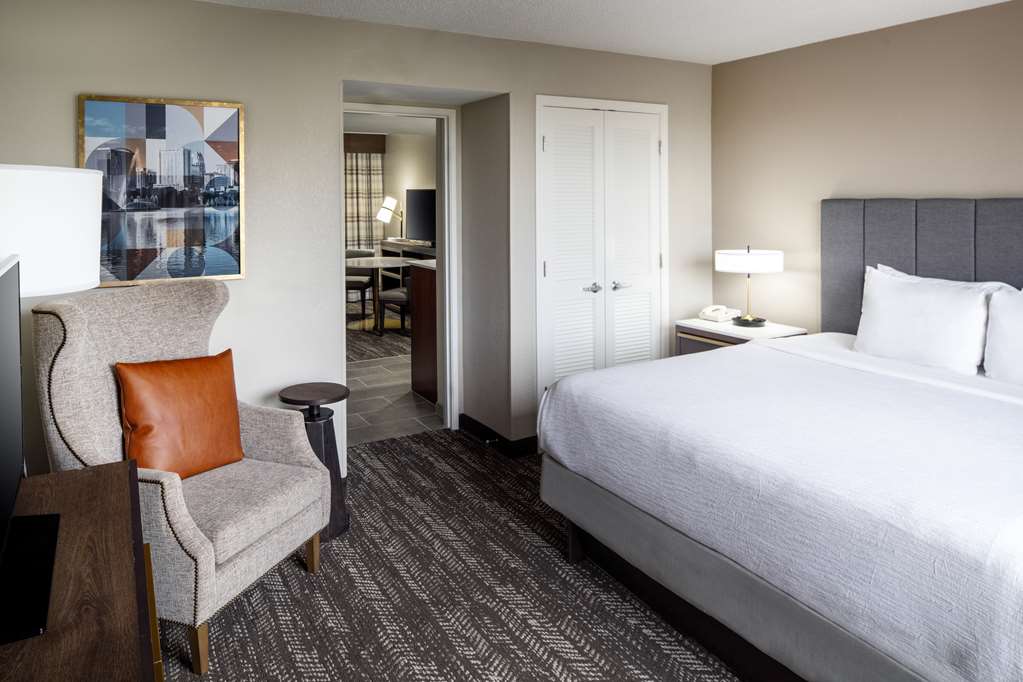 Фото Embassy Suites by Hilton Orlando North